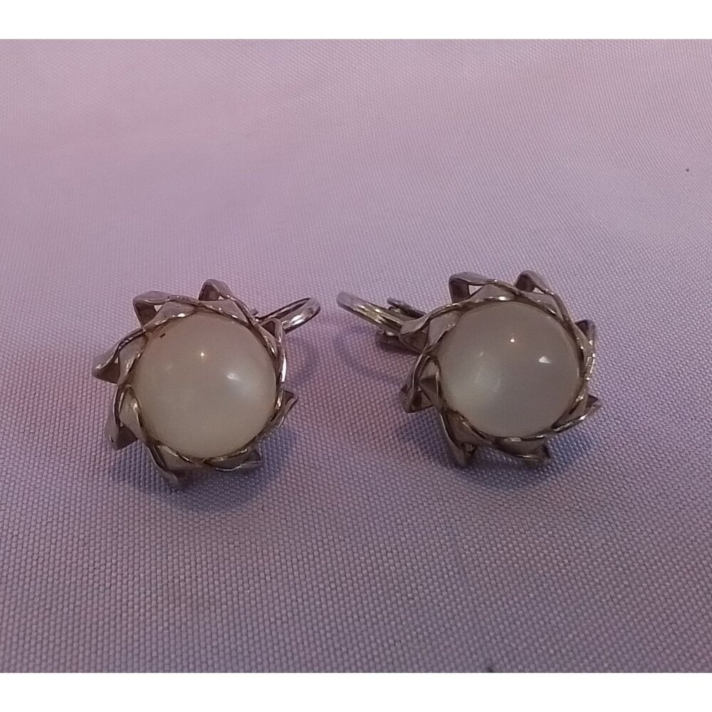 Vintage Silver Tone & White Clip-On Earrings Flower Design